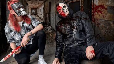 ПСИХОПАТКА ПОКОНЧИЛА С МАНЬЯКОМ КИЛЛЕРОМ. Я ПОМОГ ЕГО СЕМЬЕ