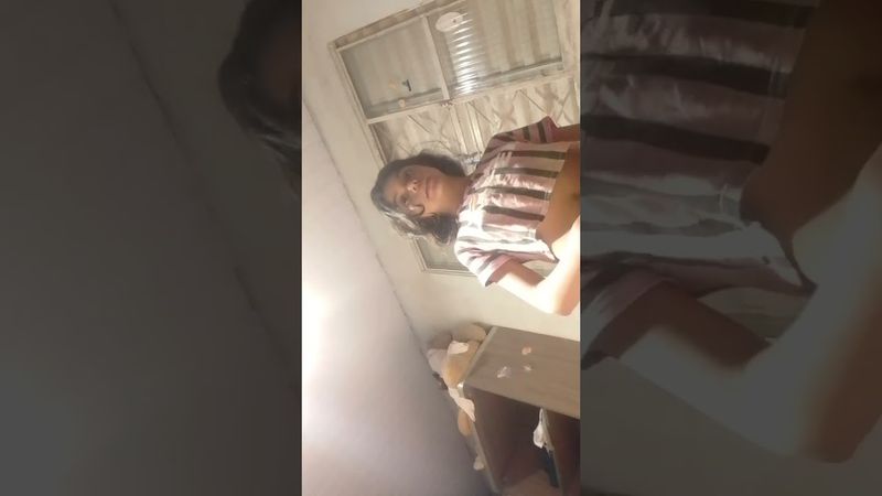 arrumando.minha filha comigo e com os tios dela😁😁😁😁😁