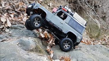 RC CAR RC4WD D90 Land Rover Defender Ice Valley Rock Crawling 2