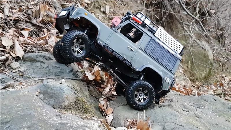 RC CAR RC4WD D90 Land Rover Defender Ice Valley Rock Crawling 2