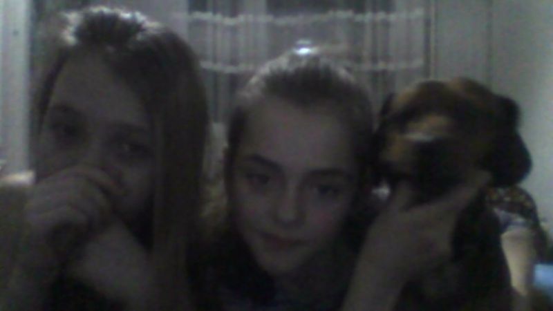 у меня ночует сестра