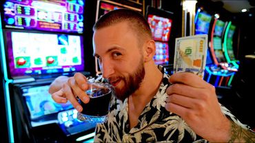 Офлайн Казино! Додепов ловит Огромный Занос!