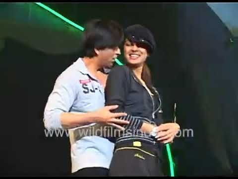 शाहरुख खान और प्रियंका चोपड़ा ने साथ में डांस किया, बातें कीं, मजाक किया और रिहर्सल की।