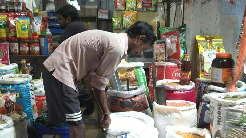 Indian traders worry as US tariffs take effect | AFP