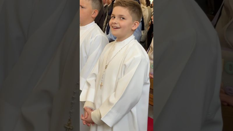 Prva sveta pričest🙏🏼Hvala Bogu na ovom blagoslovu🙏🏼 #bruno #zenskisvijet