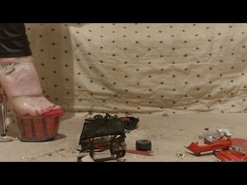 Giantess crush toy car - Ferrari 1:18