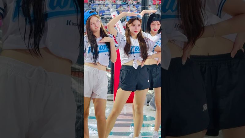 쌈바 아웃송도 예쁘게 추는 예빈님 #이예빈 #이예빈치어리더#ktwiz #kt위즈 #kt위즈치어리더