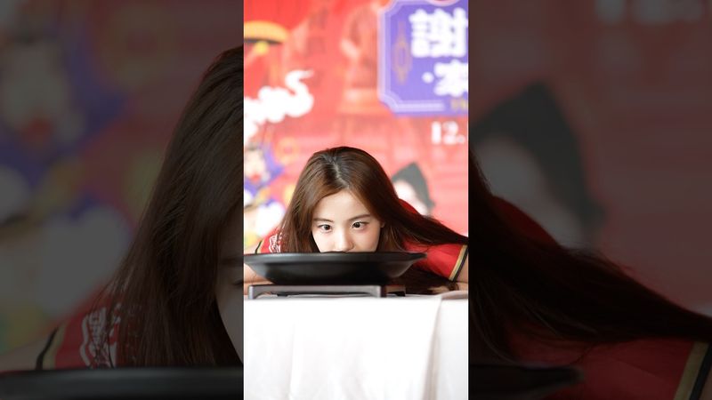 多慧妳餓了嗎 看起來很想把整盤都吃掉🤣@lee_dahye #李多慧 #이다혜 #cheerleader #fancam #shorts