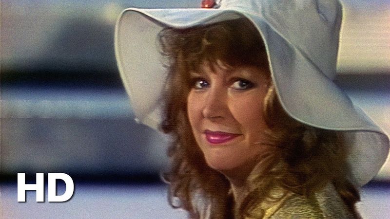 Алла Пугачёва - Белая панама («Цветы и песни Сан-Ремо в Москве») 1986