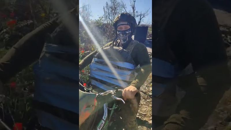 Русский штурмовик в Курской области #военные #army #military #soldier #война #военно