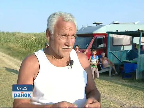 Україна вражає: розовое озеро на Херсонщине