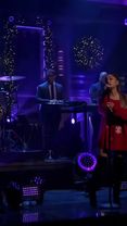 @arianagrande ❤️ "Merry Christmas" "Imagine" (Performance Live At The...