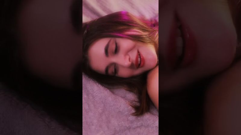 а вы как проявляете любовь? 🥺