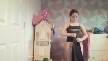 Make a den with me!! Full tour next episode bye! ❤🧡💛💚💙💜