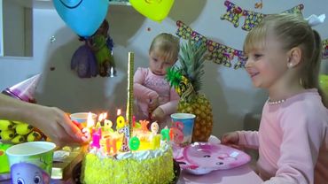 Маргарита устроила ВЕЧЕРИНКУ для Дианы Подарки Сюрпризы Фейерверки