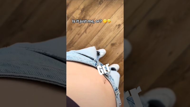 tiktok girls stomach noises💦💦 #stomach #funny
