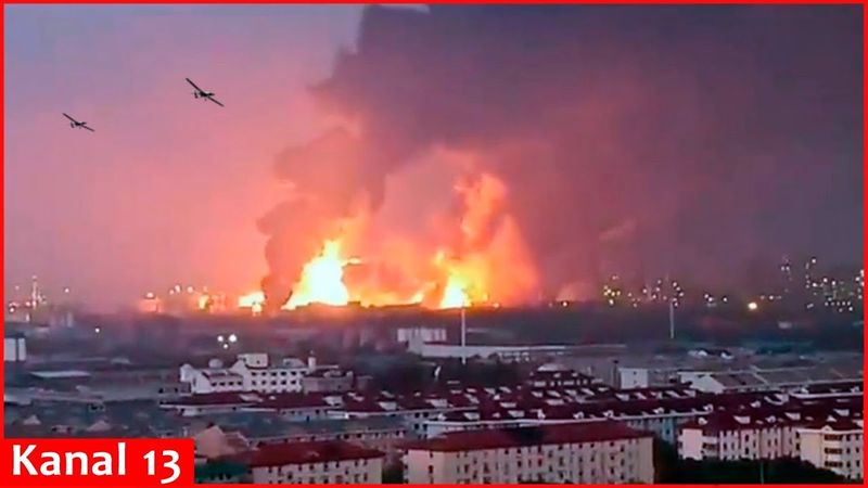 New massive attack on Crimea; Ukraine crushes all Russian military targets in peninsula