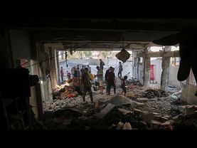 Dozens killed in Israeli airstrikes as experts warn of worsening humanitarian crisis