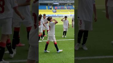 What a goal, SEVILLA FC! 🤯❤️ #LALIGAFCFUTURES
