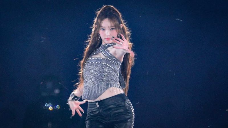 [4K] 251206 올데이프로젝트 영서 'FAMOUS + ONE MORE TIME' 직캠 (ALLDAY PROJECT YOUNGSEO FanCam)