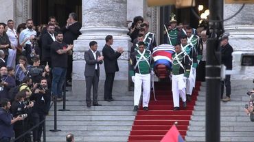 Mujica's coffin leaves Legislative Palace for cremation | AFP