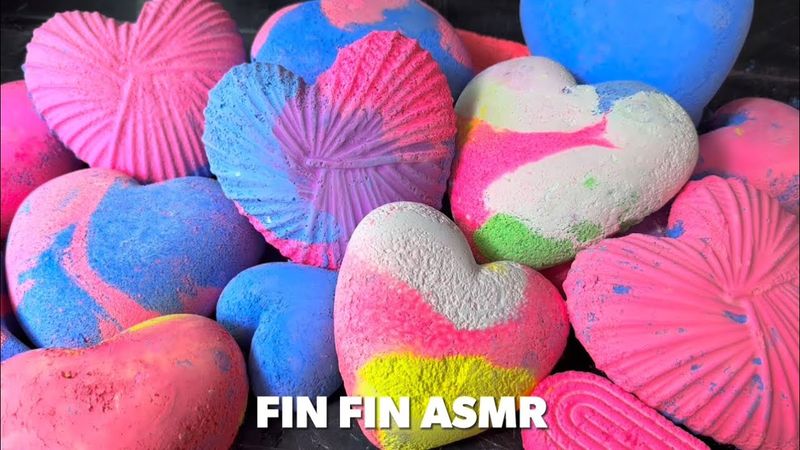 ASMR : Colorful Hearts Gym Chalk Crush #423