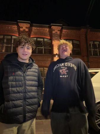 Как он это делает?