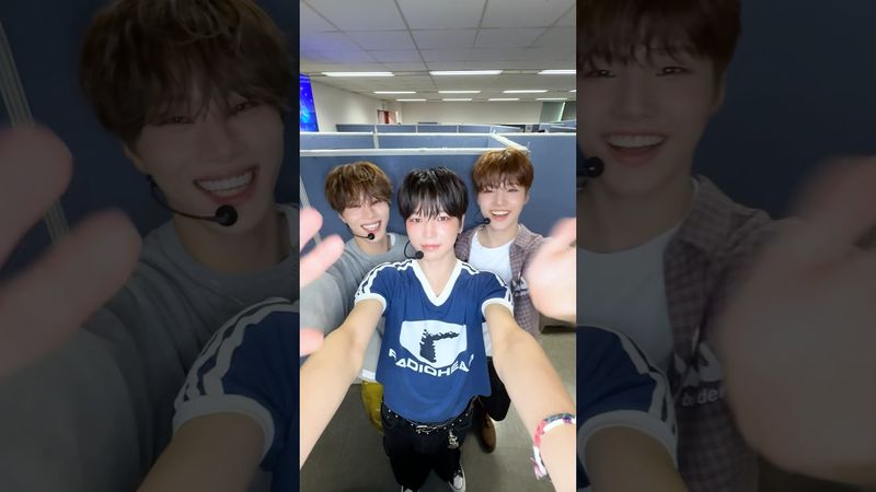 🐱🦊🐶만 바라바라밤 ⋆˚🐾˖° #idntt #아이덴티티 #unevermet #이재영 #leejaeyoung #남지운 #namjiwoon #이환희 #leehwanhee