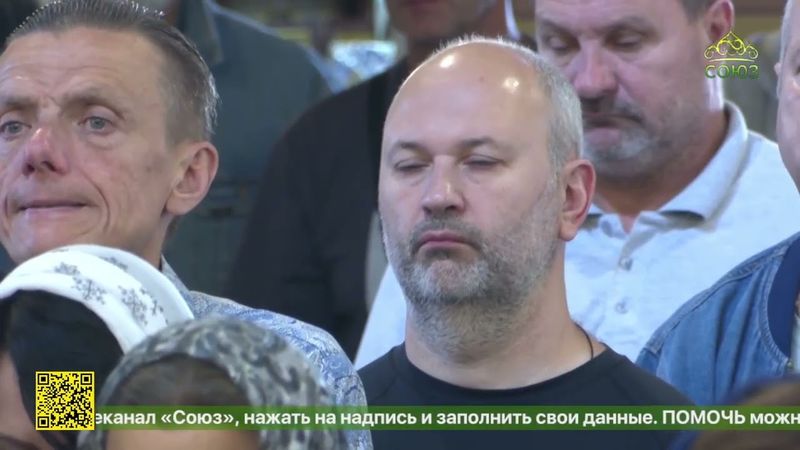 Божественная литургия в Вознесенском кафедральном соборе Новосибирска