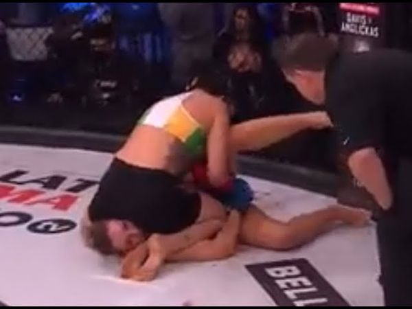 Insane Women's MMA Submissions. Headscissor, triangle choke, facesit kimora performed in the octagon