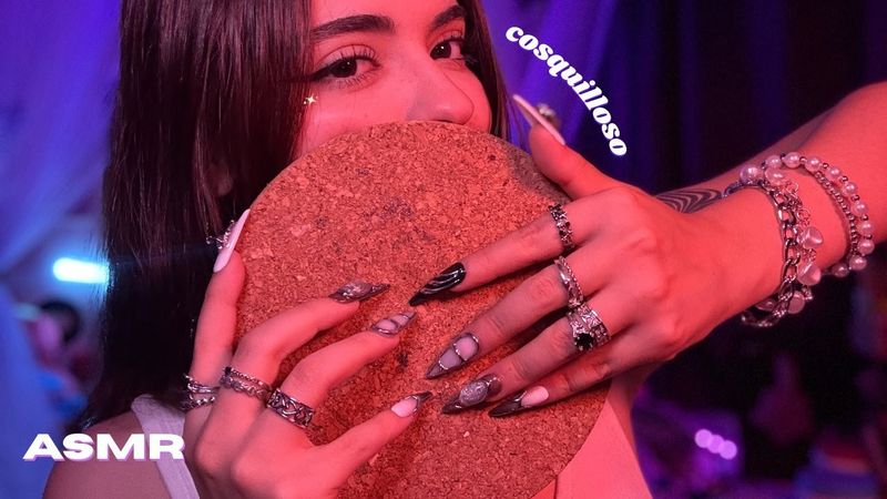 ASMR sonidos cosquillosos | Blacky ASMR