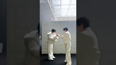 🐰-🐿️, feel the water #StrayKids #스트레이키즈 #리노 #LeeKnow #한 #HAN #合 #HOP #WalkinOnWater