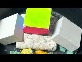 Variety of Fresh & Reformed Chalk