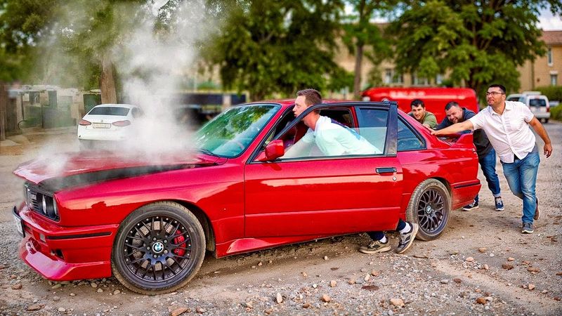 Купили BMW E30. Сломалась в первый день!