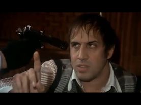 Это не тот пистолет пули, которого разрываются в голове на части Адриано Челентано. к/ф БЛЕФ