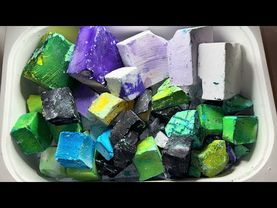 Leftovers 💜🖤💚💙🤍💛 + description #gymchalk 