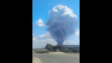 В Волгограде на НПЗ снова дымит