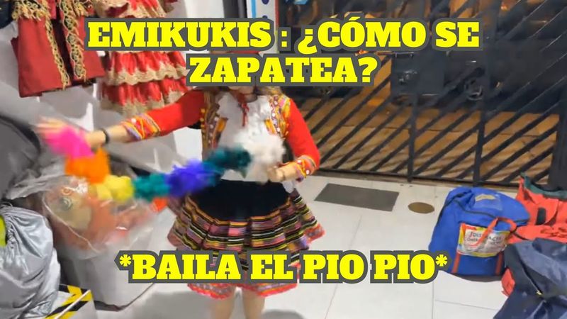 EMIKUKIS SE PONE ROPA TÍPICA DE PERÚ Y EMPIEZA A ZAPATEAR