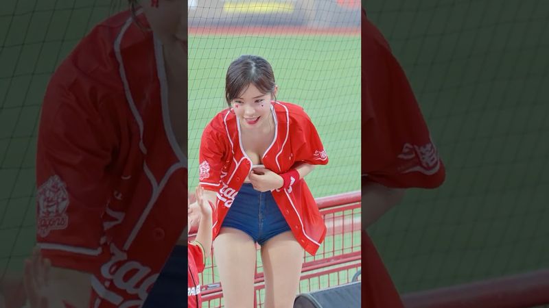 可愛的多慧解解~有時候還是很胸滴~😠 #李多慧#이다혜#dragonbeauties#味全龍啦啦隊 #小龍女 #味全龍小龍女 #味全龍#台湾チア#cheerleader #fancam