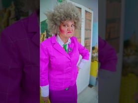 MEME ITALIANI ESILARANTI 😂📚 Che ti faranno morire dal ridere!