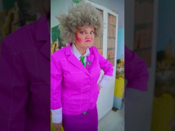 MEME ITALIANI ESILARANTI 😂📚 Che ti faranno morire dal ridere!