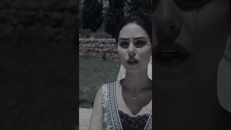 خايفة يكون عم يمثل عليها الاهتمام 😓 #الضفدع #وطن_اورجينال #اكسبلور