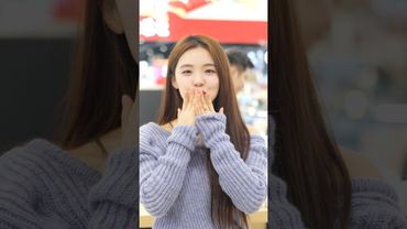 多慧這個飛吻這樣是可以的嗎？ @lee_dahye #李多慧 #이다혜 #啦啦隊 #cheerleader #棒球 #baseball #台湾野球チア #台湾野球 #치어리더 #shorts