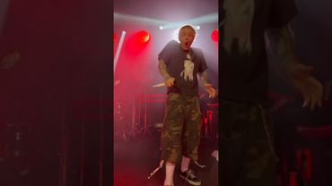 Егор Крид стойка микрофона упала на поклонницу😳 #tiktok #concert #live #egorkreed #концерт #kpop