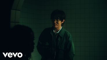 eaJ - pause (Official Music Video)