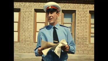 Ну, граждане алкоголики, хулиганы, тунеядцы! Кто хочет сегодня поработать?