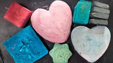 Melting dusty reforms | ASMR chalk crushing