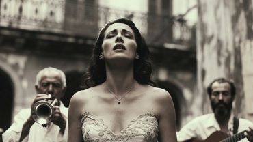 🎶 Червоне вино та стільки кохання – кубинські ночі, щоб відчути серце