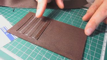 Шьем кошелек: вертикальный карман для карточек.