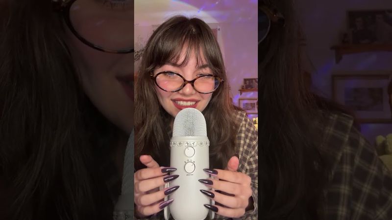 LIVE ASMR | Fast Triggers and Chatting :))